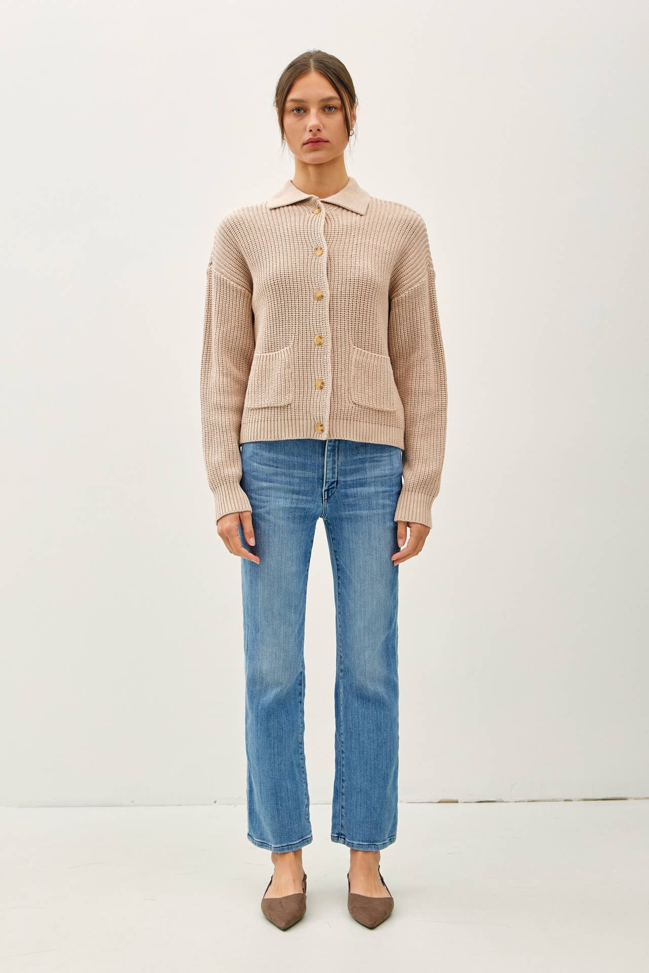 CHUNKY BUTTON UP COLLARED COTTON BLEND CARDIGAN: Taupe
