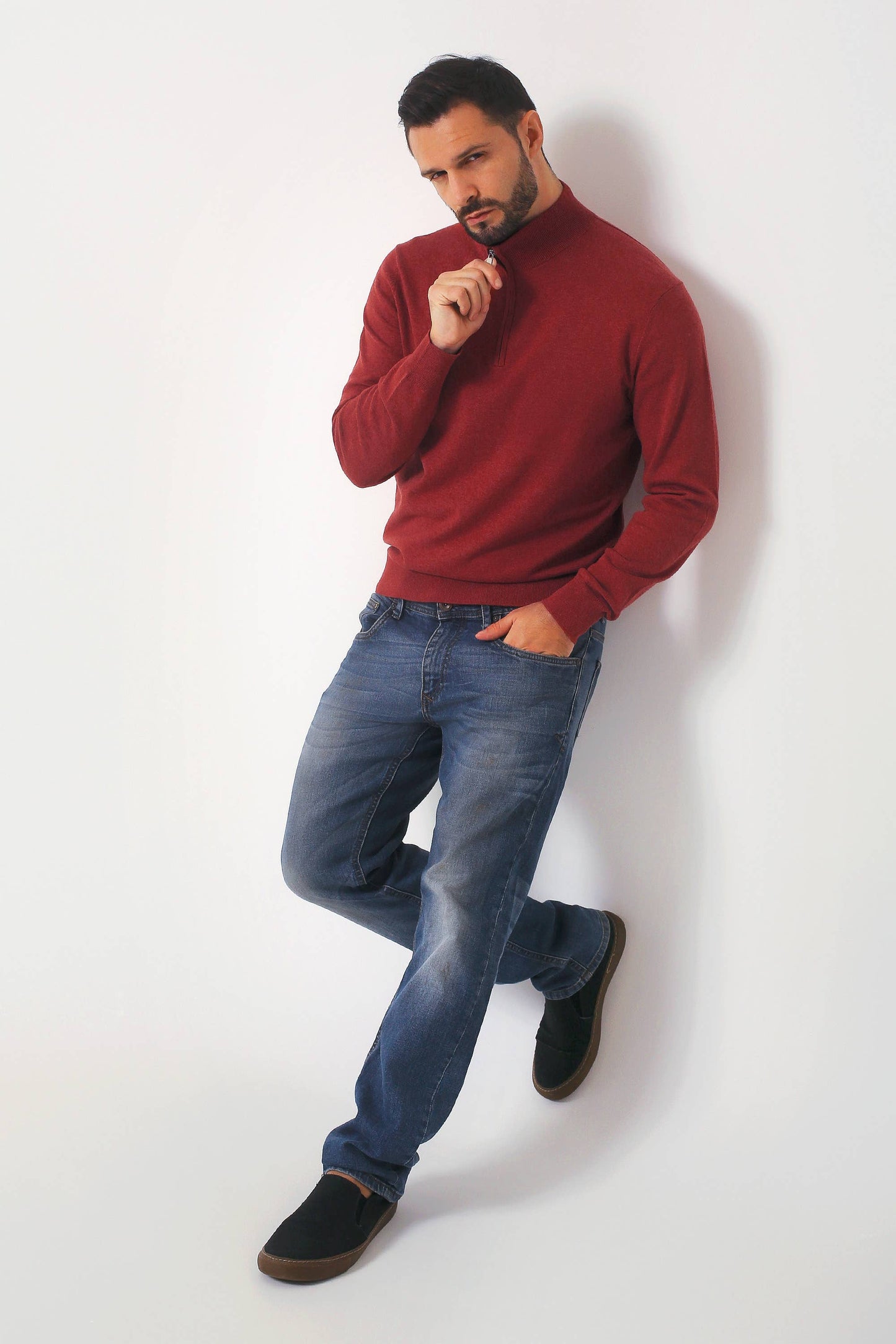 Jonathan V-neck Sweater