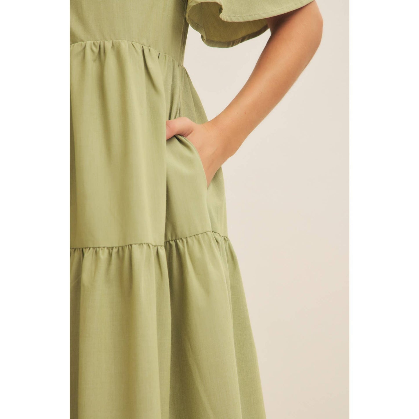 Savannah Flutter Sleeved Button-Down Shirt Midi Dress: Lt Olive