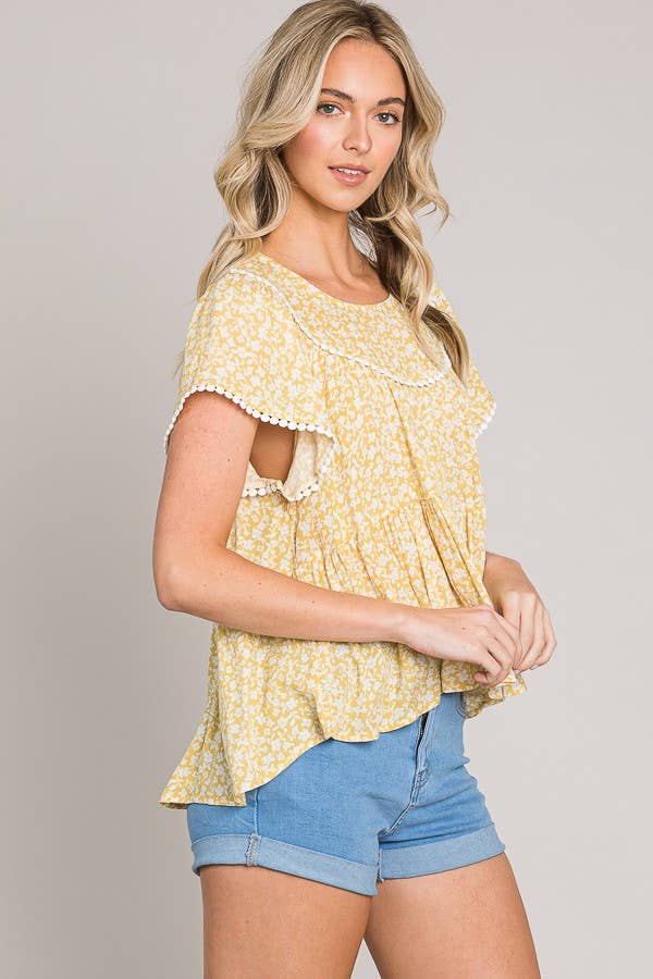 Ditsy Floral Flutter Sleeve Lace Trim Baby Doll Top: LT Gold/Off White