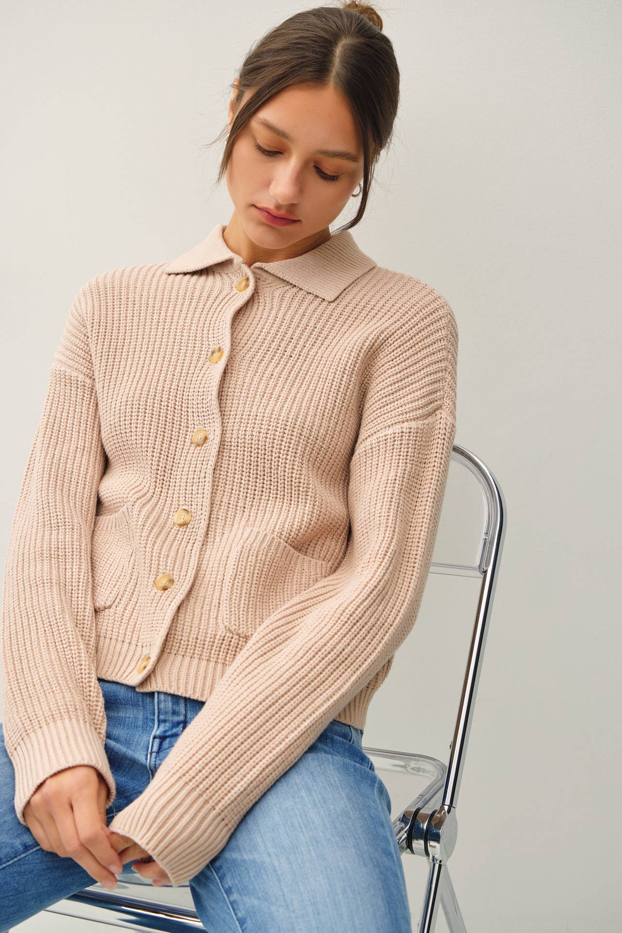 CHUNKY BUTTON UP COLLARED COTTON BLEND CARDIGAN: Taupe