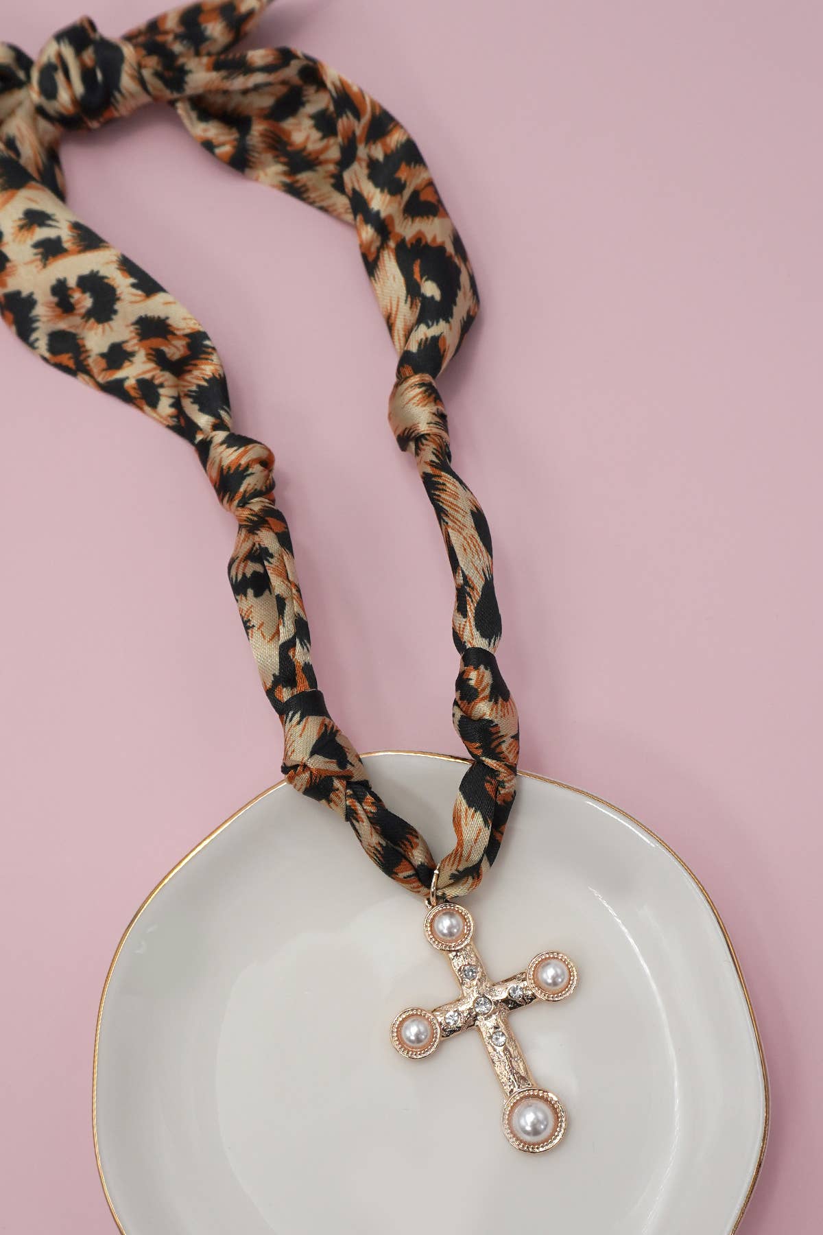 LEOPARD CROSS HANDMADE SCARF CHARM NECKLACE: G