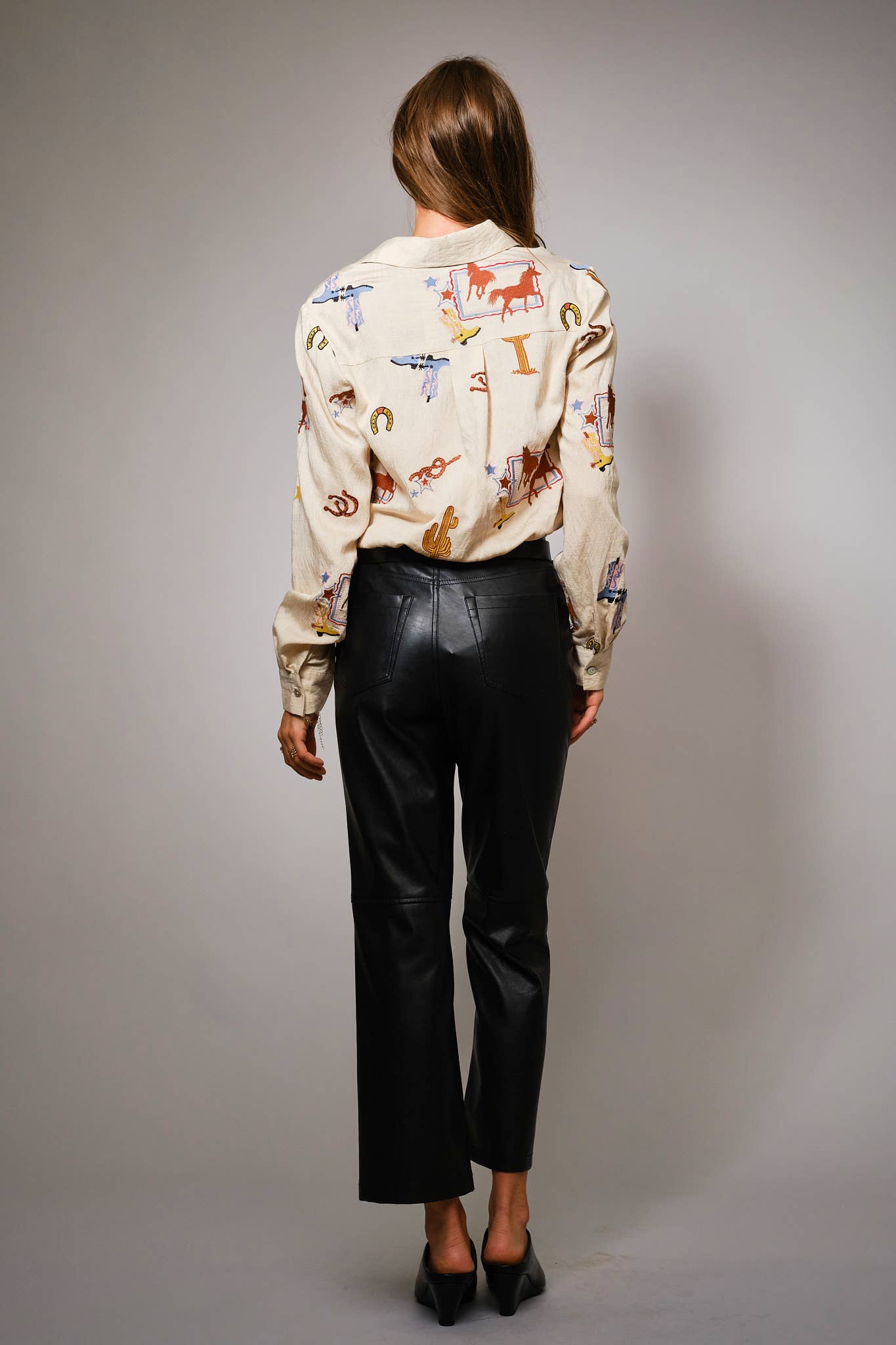 Frontier Western Embroidered Shirt: SAND