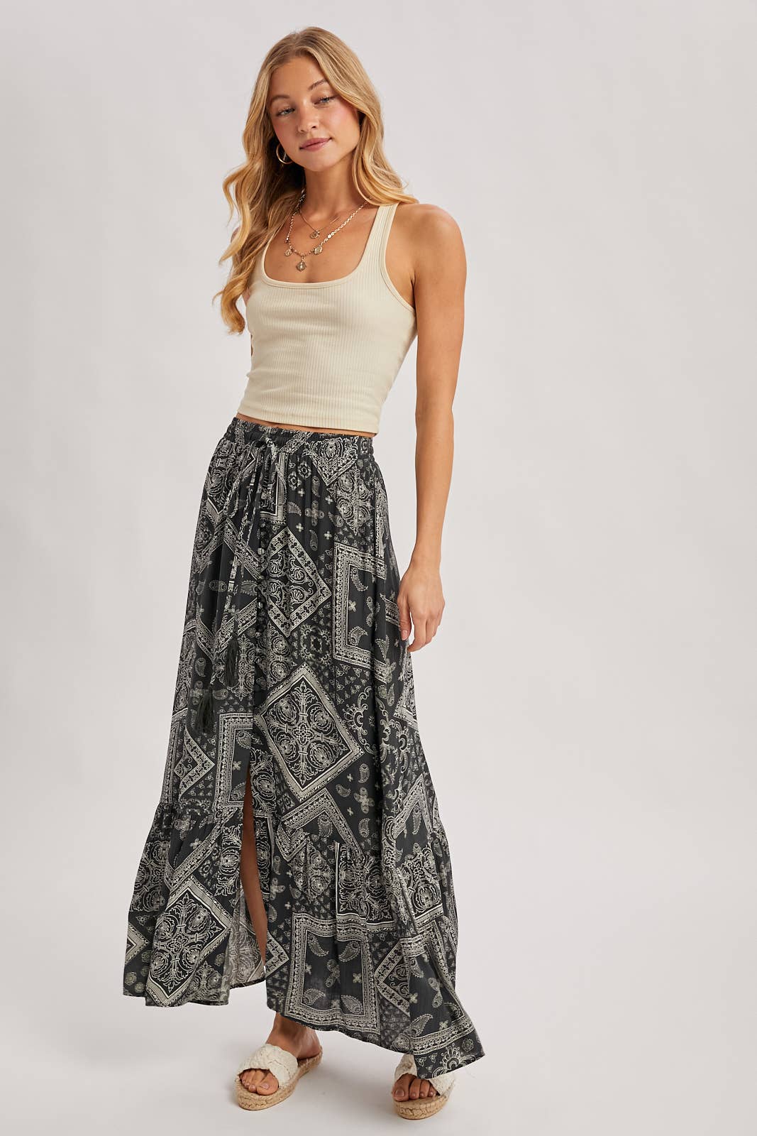 BOHO PRINT TIERED BUTTON DOWN FRONT MAXI SKIRT: ASH