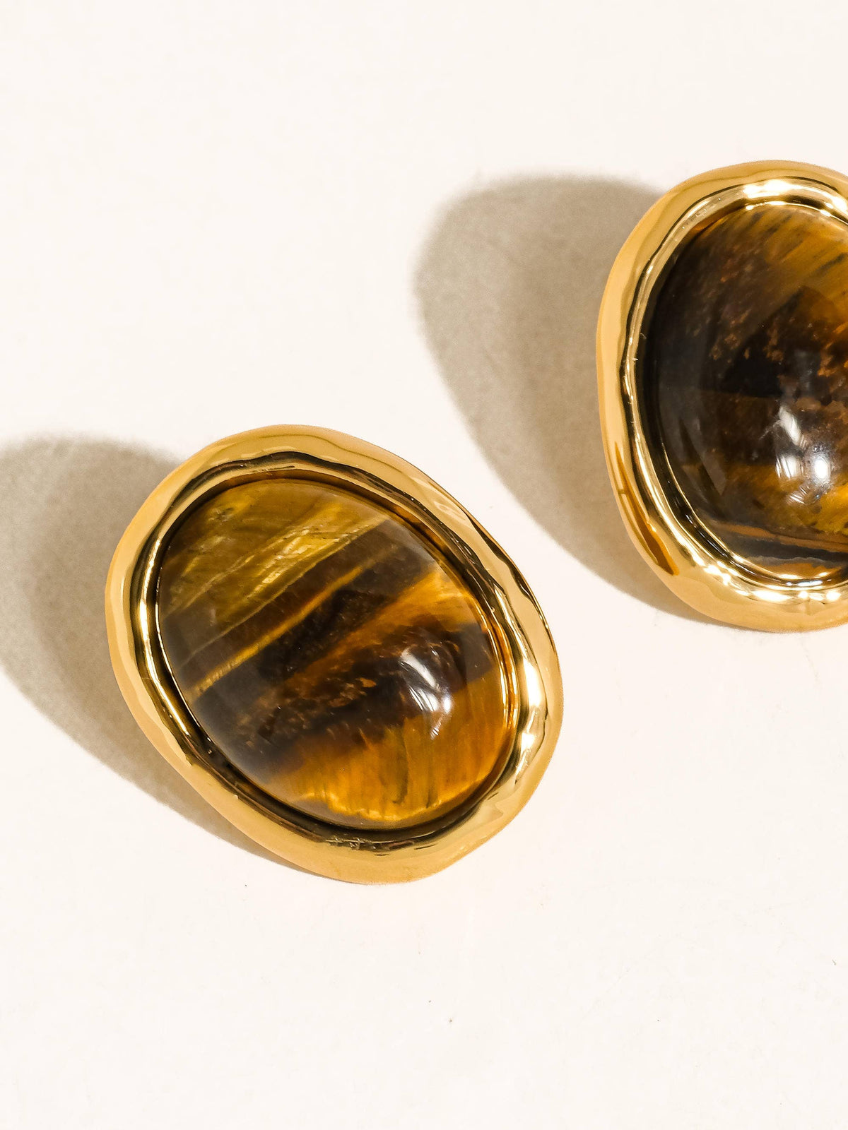 Dahlia 18K Gold Vintage Natural Stone Earring: Brown