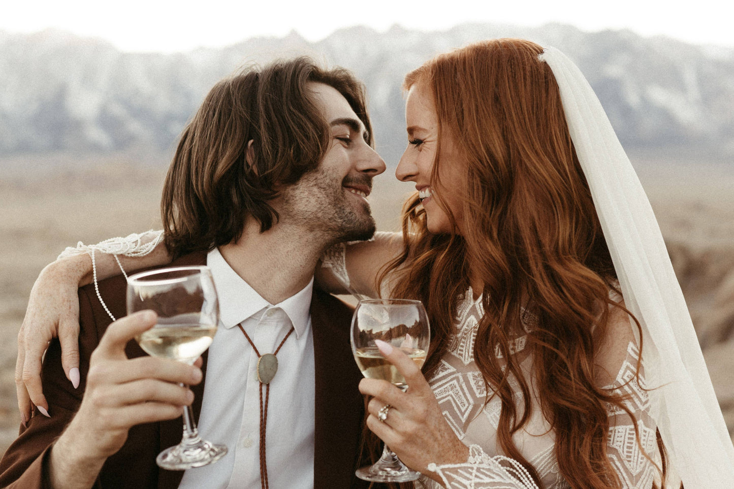 Gemstone Bolo Tie - Aquamarine Black / Silver