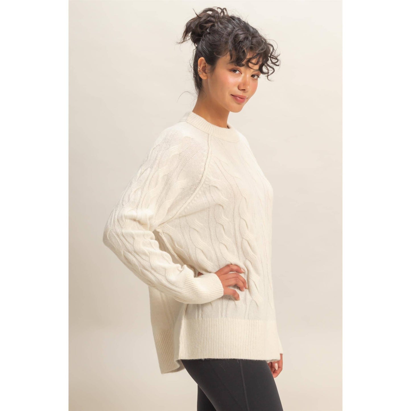 Frosted Crew Neck Cable Knit Sweater Pullover: WHIP CREAM