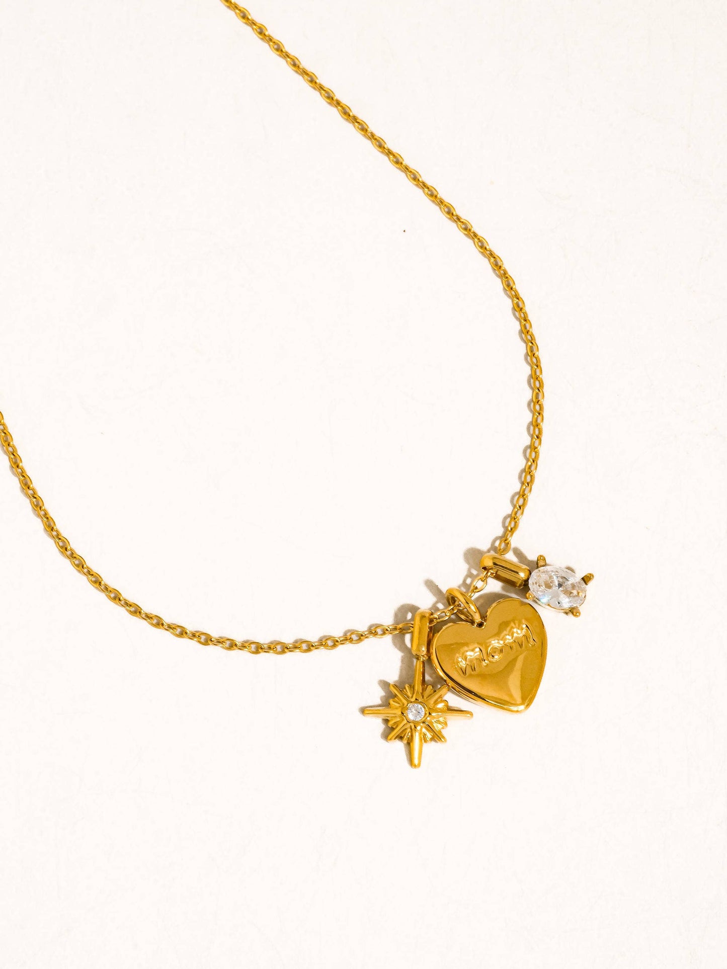 Gintilly 18K Gold Non-Tarnish Mom Heart Charm Necklace: Yellow Gold