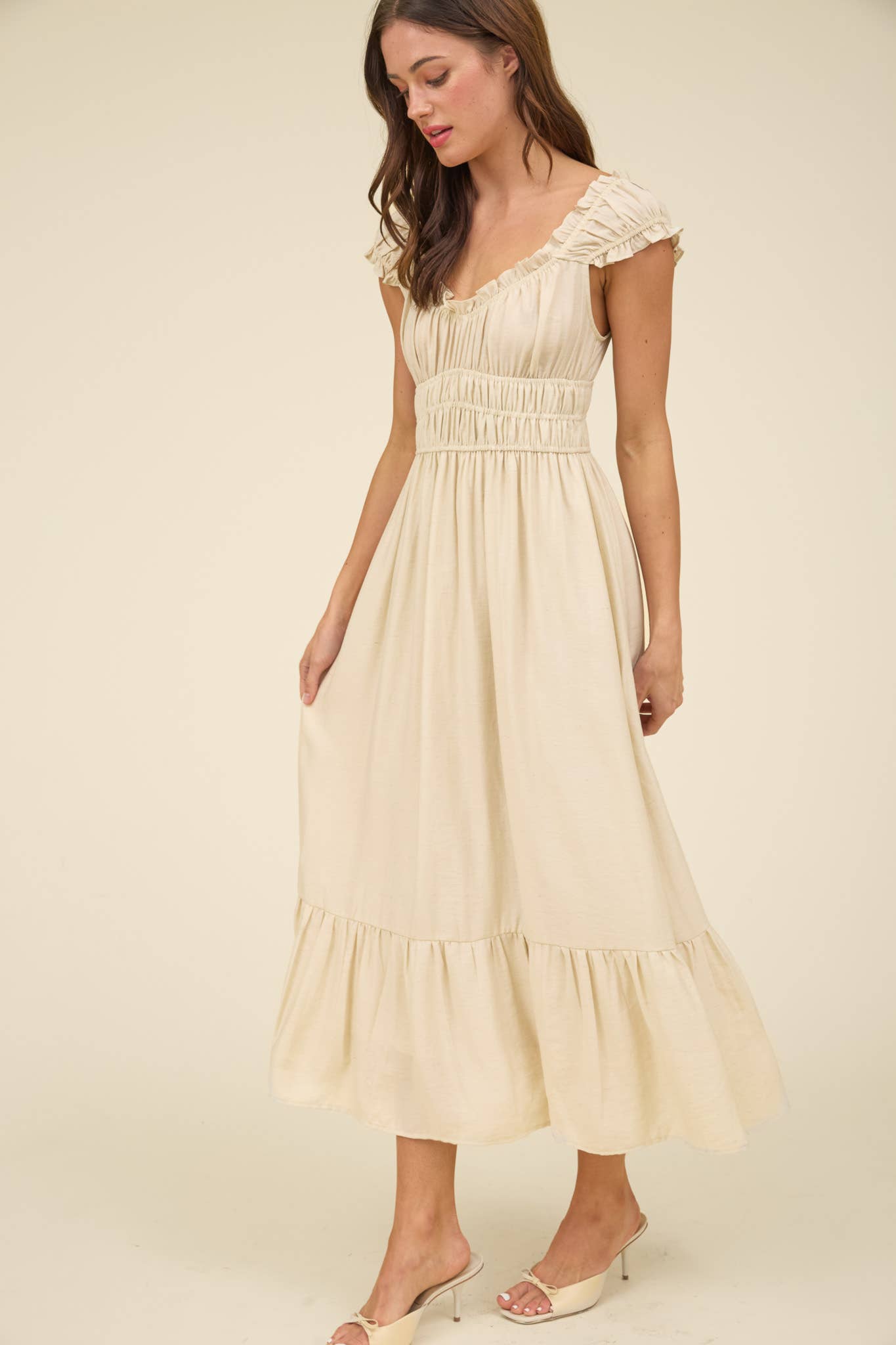 Sally Sweetheart Shirred Midi Dress