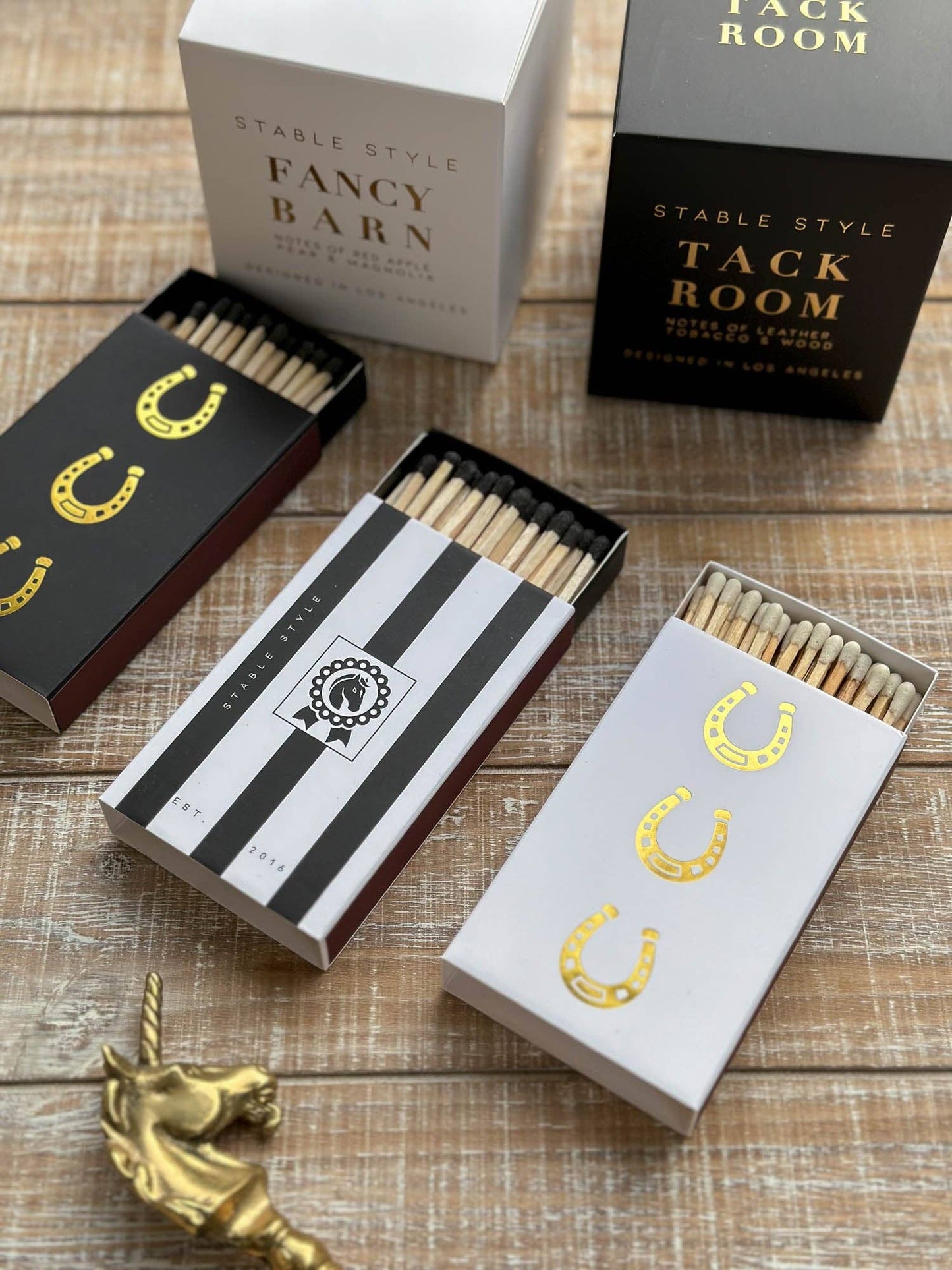 Oversized Horseshoe Matches with Gold Foil: Black