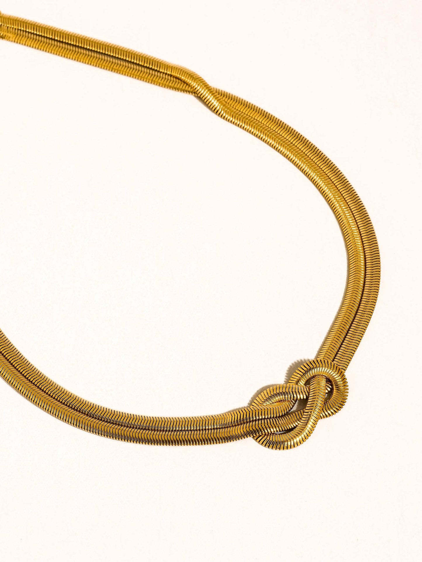 Evereign 18K Gold Non-Tarnish Knot Necklace: Yellow Gold