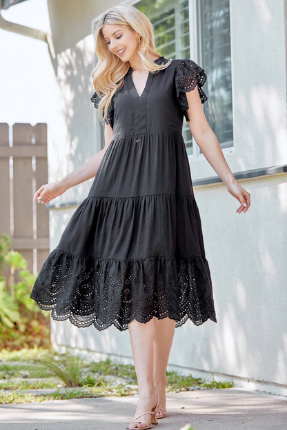 Cece Solid Lace Tiered Dress: Black / S-XL