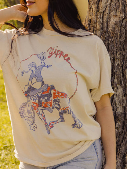 Yippee Off White Thrifted Graphic Tee: M