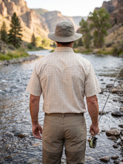 Current Short-Sleeve Fishing Shirt: Sand