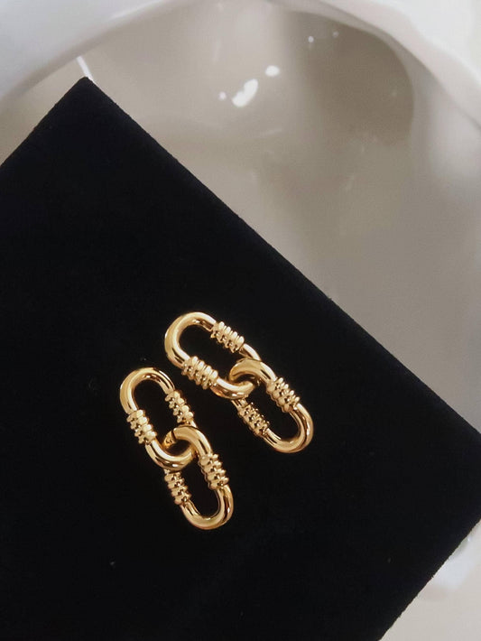 Reve 18K Gold Non-Tarnish Small Link Earrings: Yellow Gold