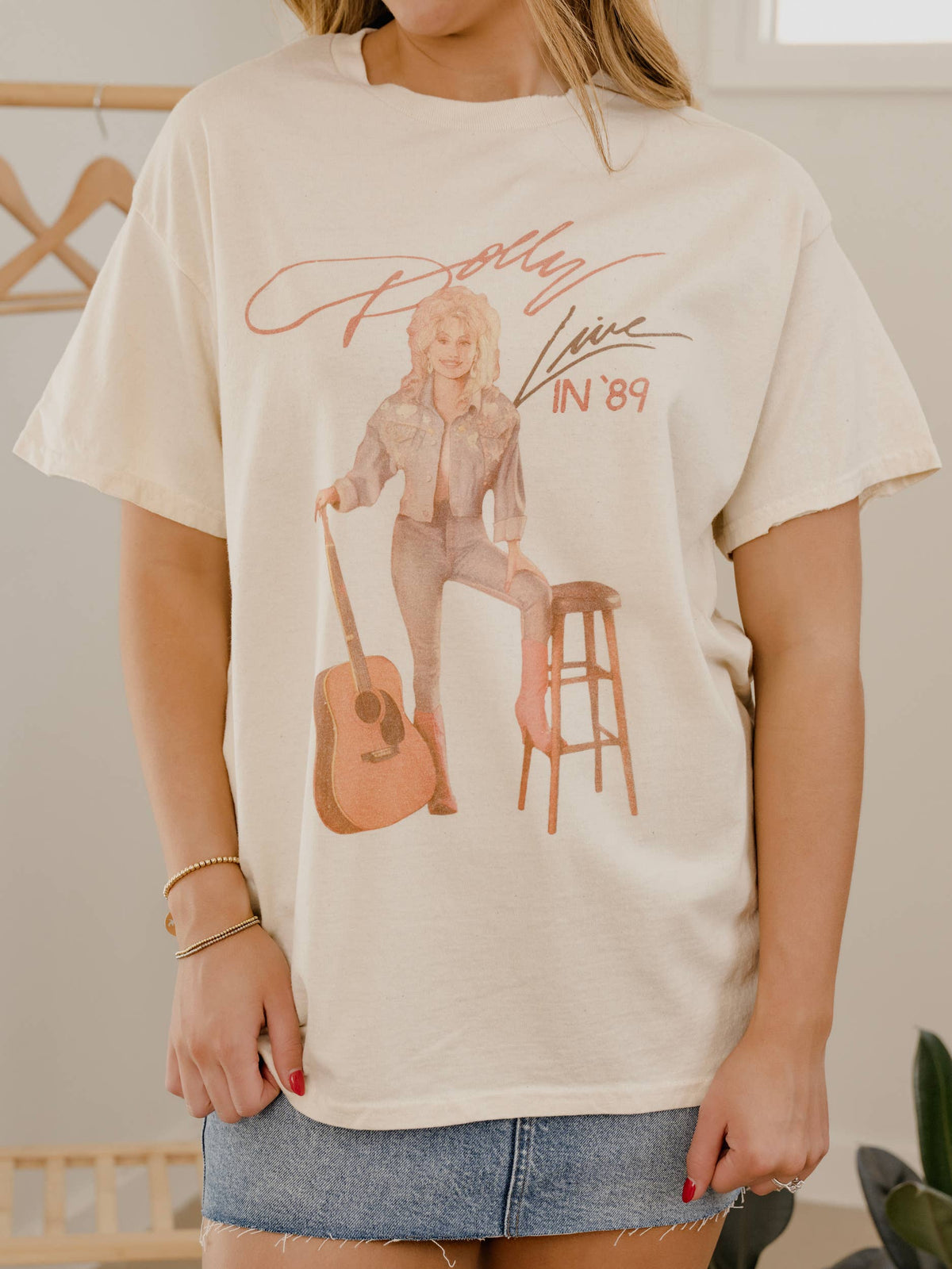 Dolly Parton Live in '89 Off White Thrifted Graphic Tee