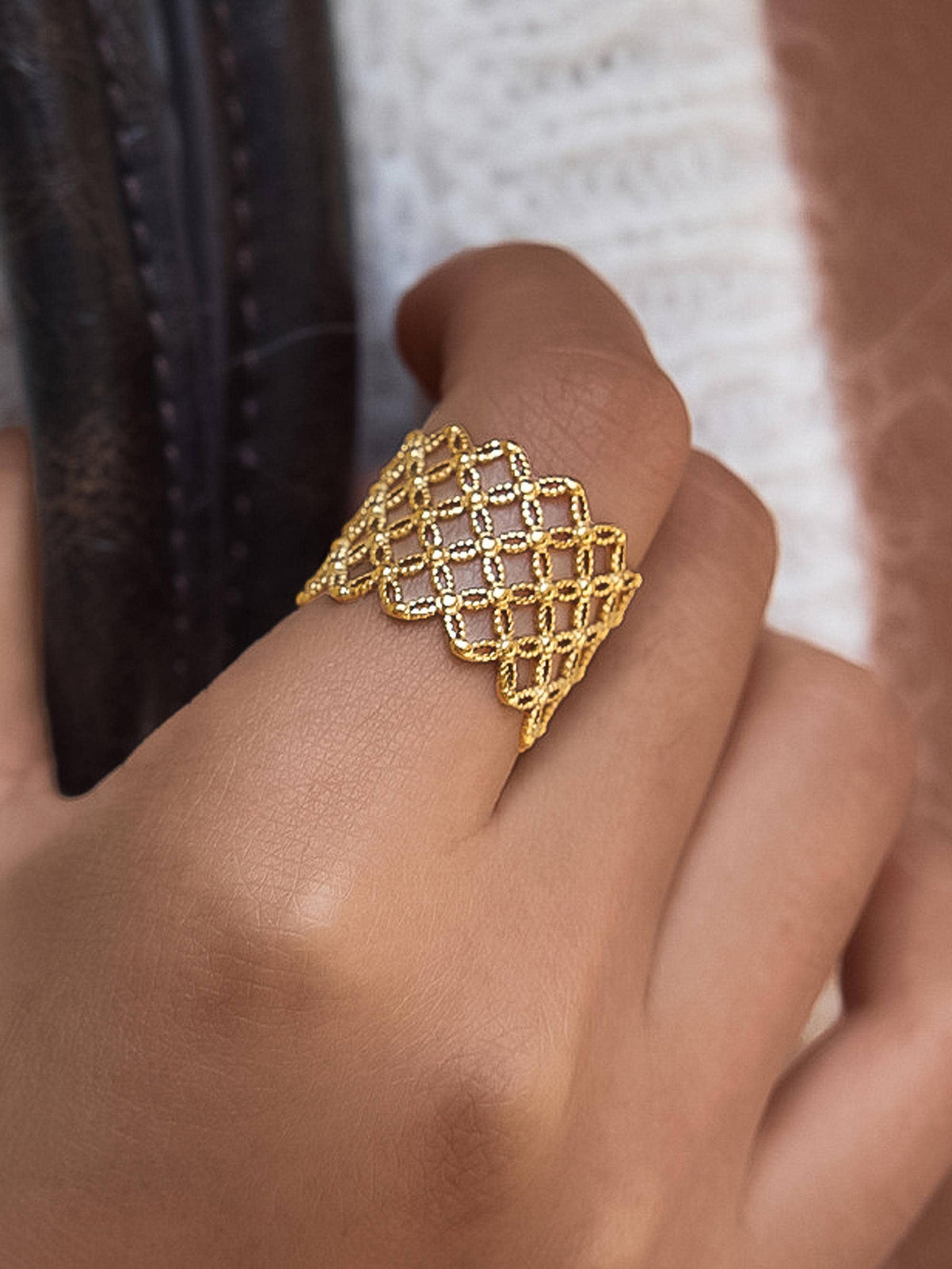 Alizée 18K Gold Non-Tarnish Lattice Statement Ring: Yellow Gold