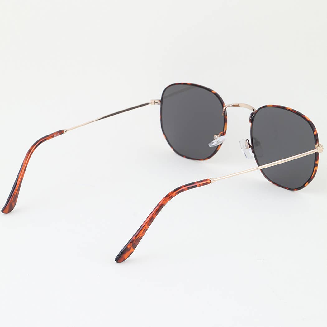 Ribbed Tortoise Box Tinted Sunglasses: MIX