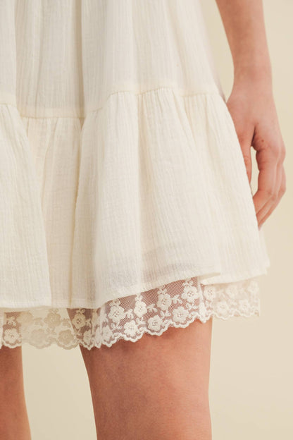 Button Corset Tiered Lace Hem Dress
: VANILLA