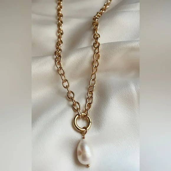 Soizic Necklace
