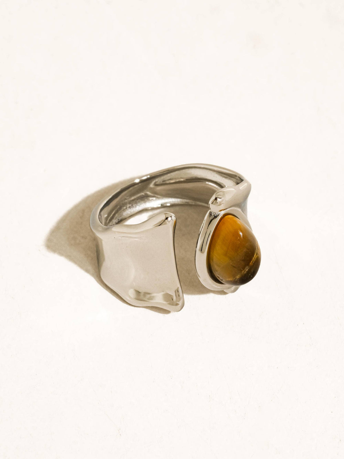 Jaspe Silver Non-Tarnish Tiger Eye Statement Ring: Silver