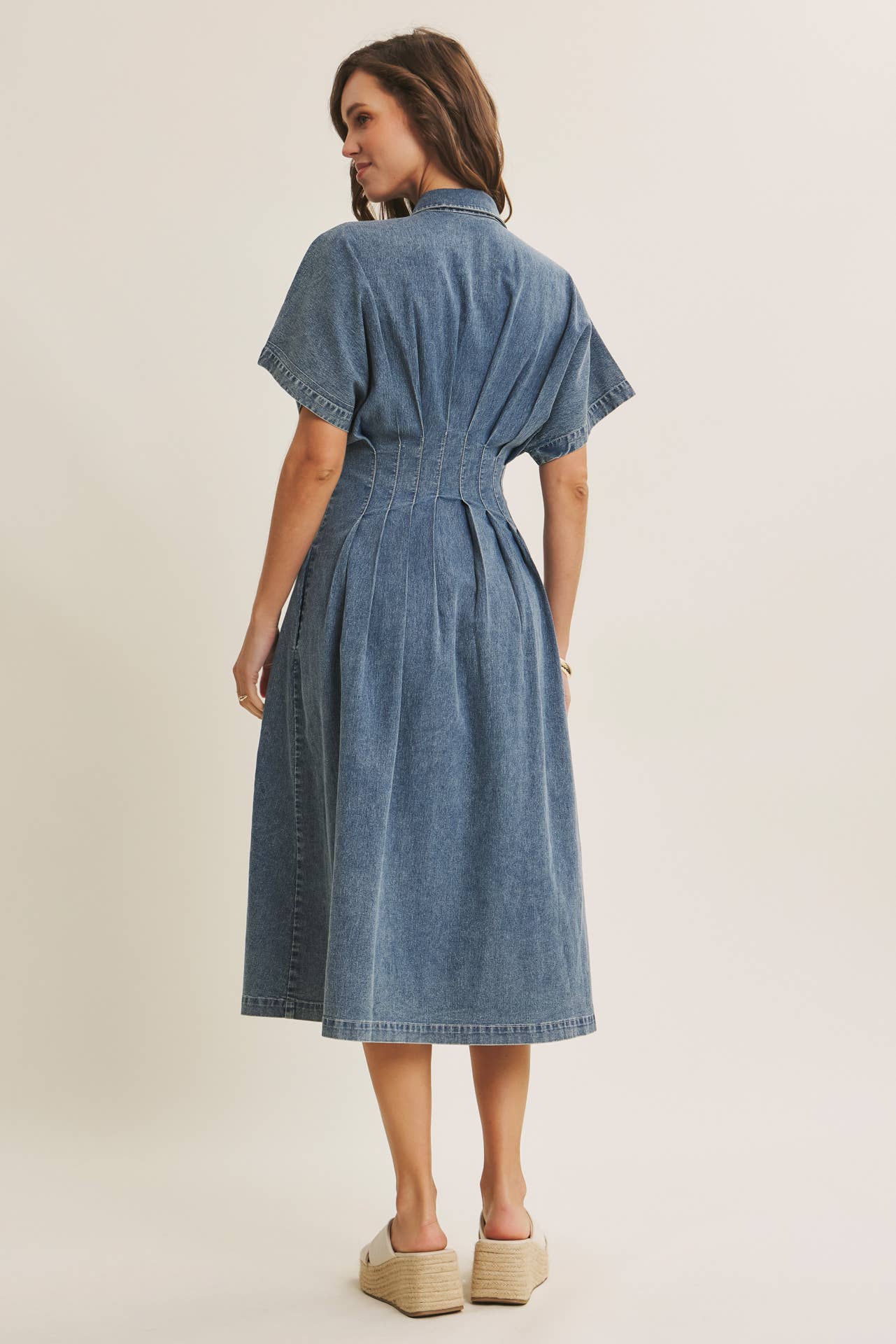 Caroline Stretchy Mineral-Washed Button-Down Pleated Denim Midi Dress: Light Wash