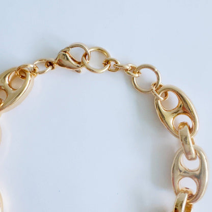Equestrian Gemini Twist Link Bracelet – Horsebit-Inspired Gold Design