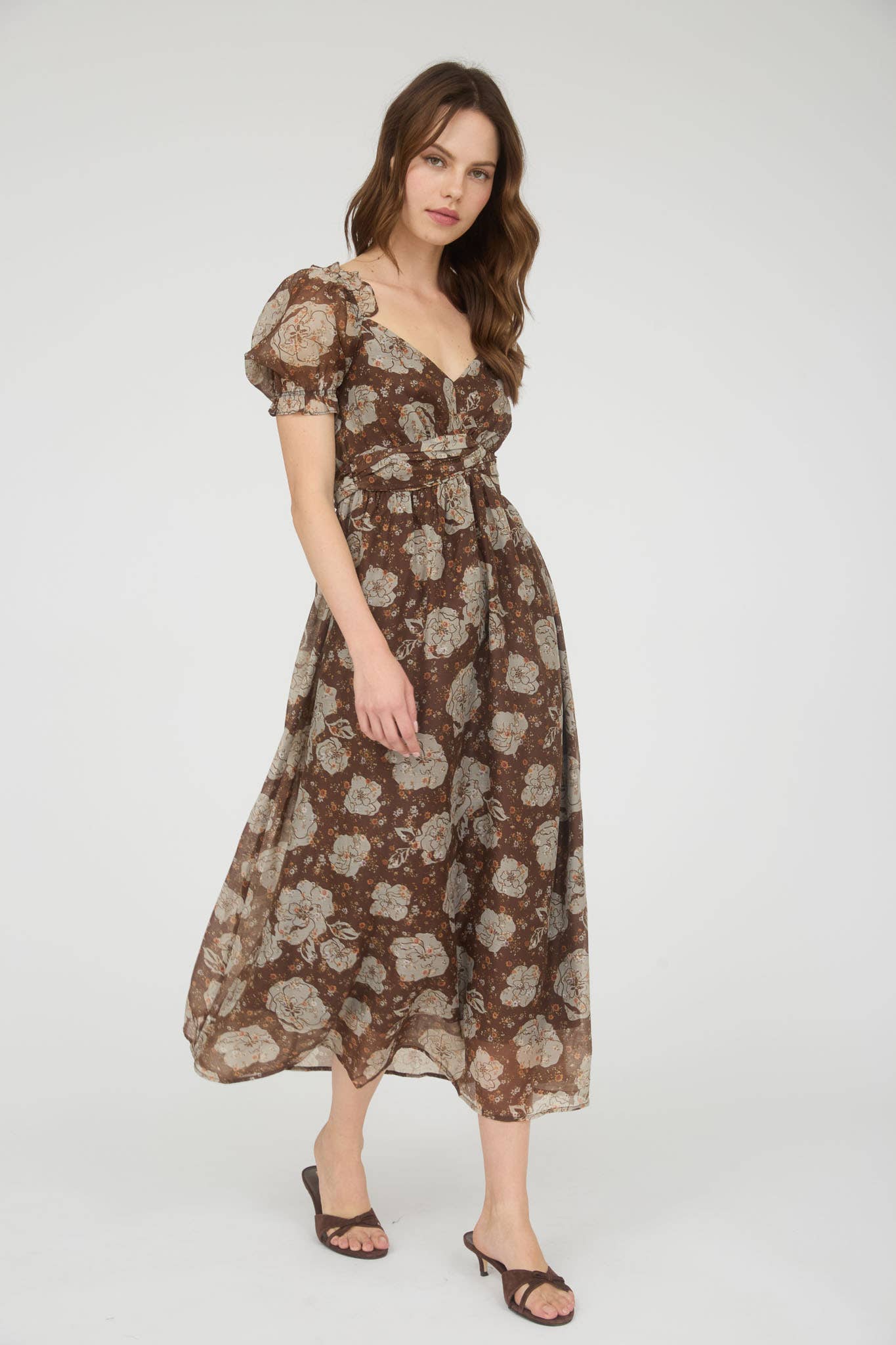 Willa Floral Sweetheart Midi Dress