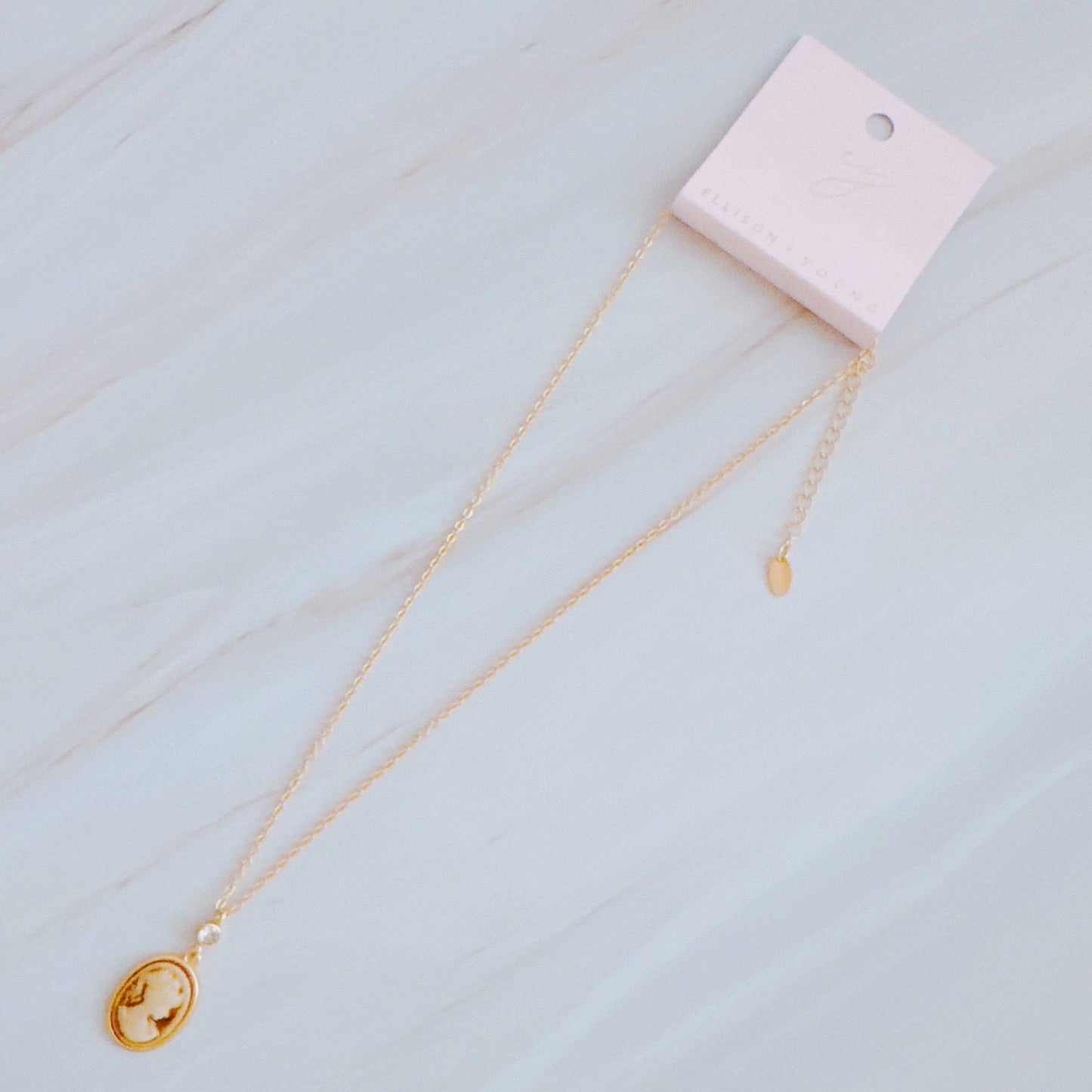 Classic Gold Chain Cameo Necklace