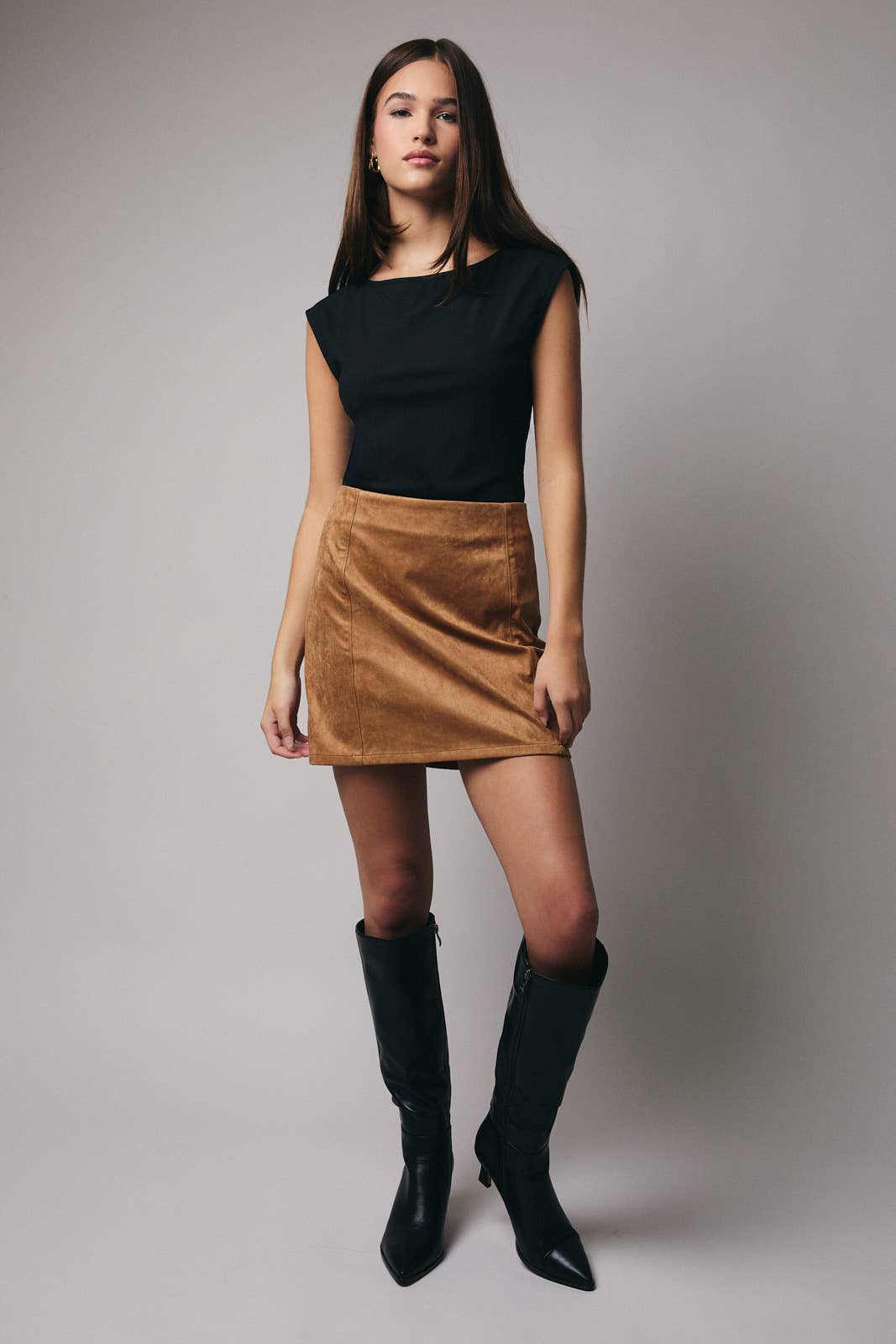 Sally Suede Mini Skirt: Tan