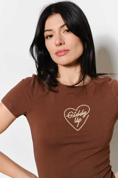EMBROIDERED GIDDY UP TEE: Brown