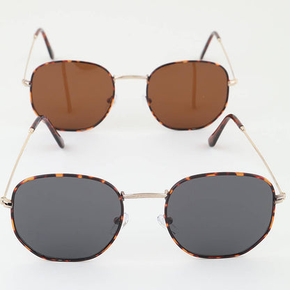 Ribbed Tortoise Box Tinted Sunglasses: MIX