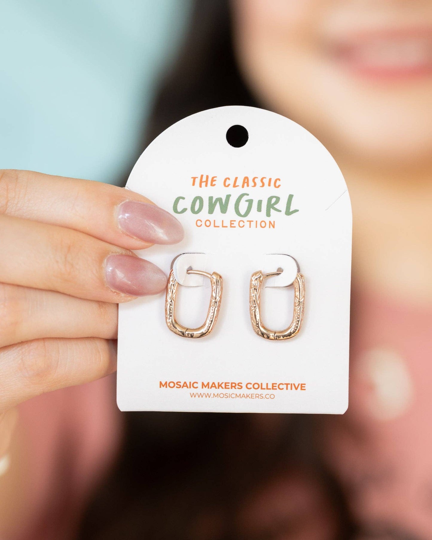 The Classic Cowgirl Collection - Horseshoe Hoops: Silver