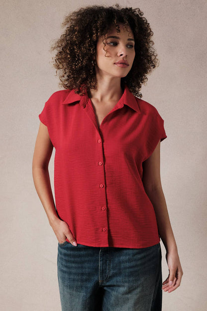 Poppy Wide Shoulder Sleeveless Button Down Top: Red