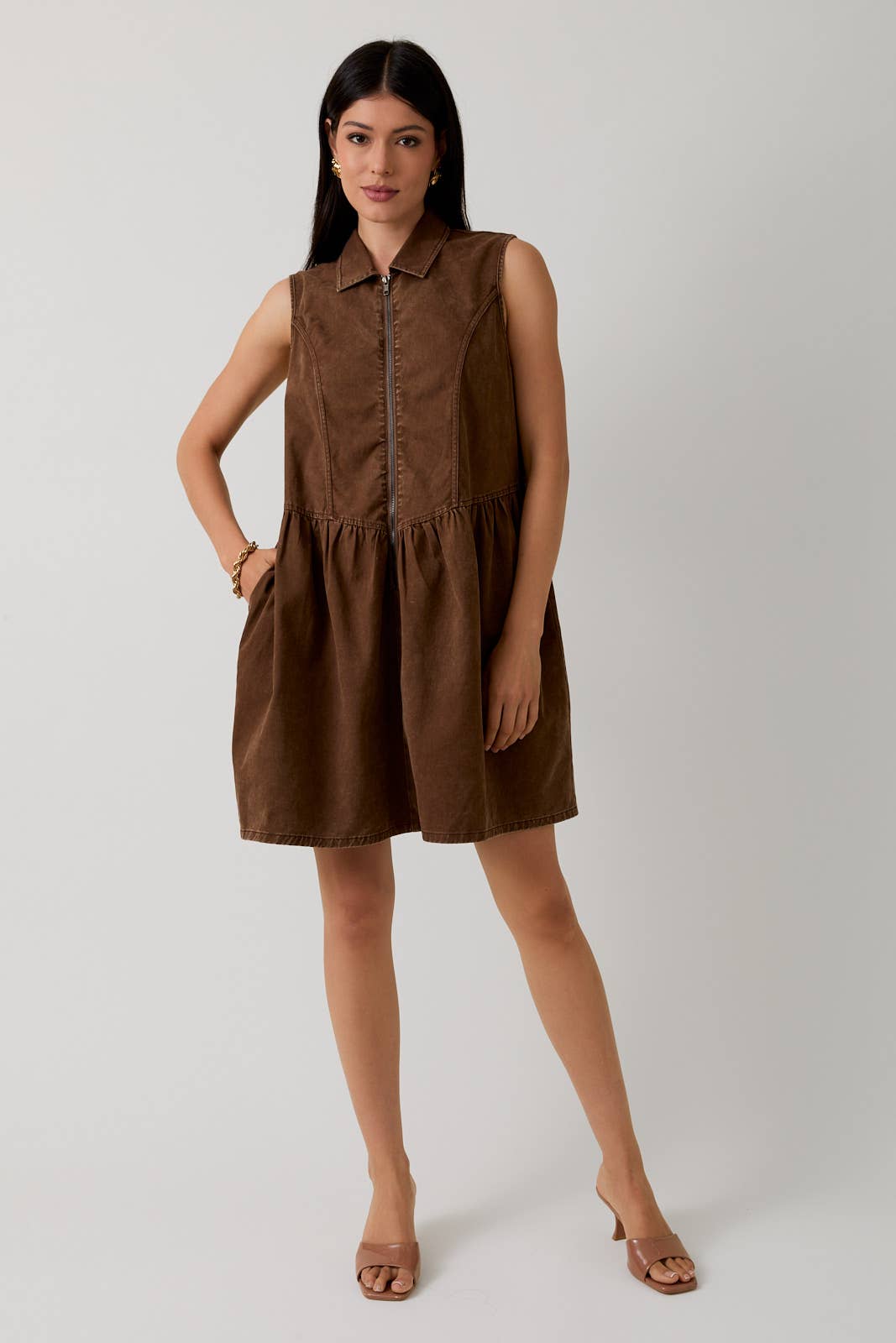 Hope Sleeveless Zip Up Twill Mini Dress: Brown