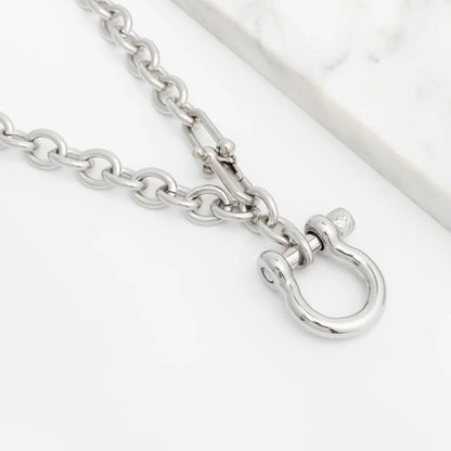 Calvere Non-Tarnish Y Necklace with Horse shoe Carabiner: Silver