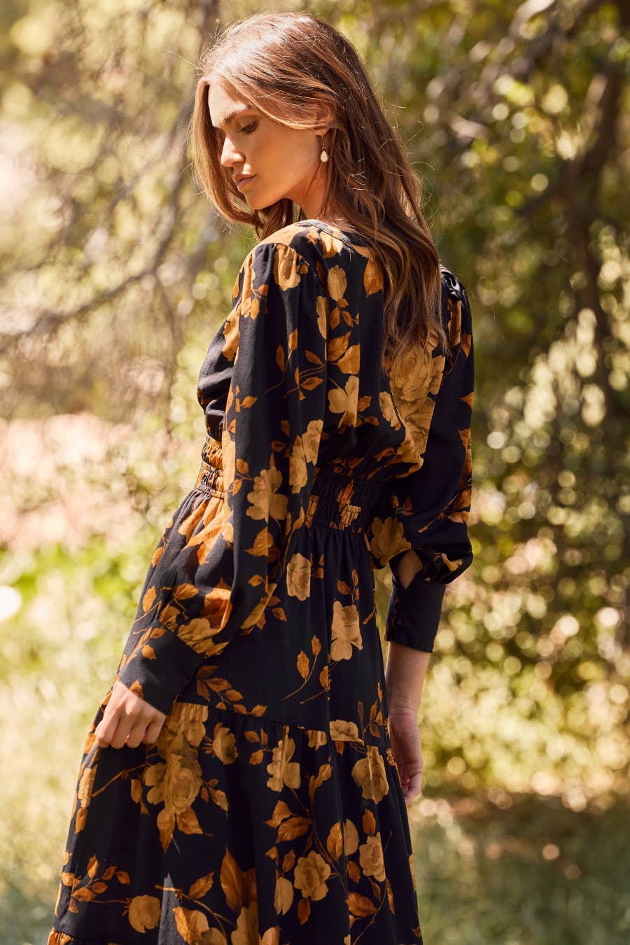 Rusty Rose Floral Printed Tiered Maxi Dress: Black Multi