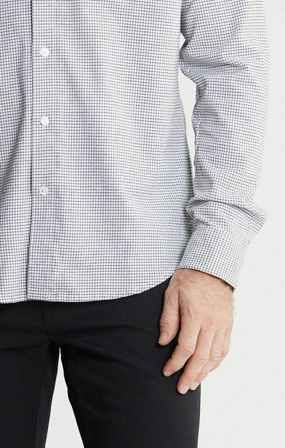 Classic Oxford Long Sleeve Shirt: WHITE / XL