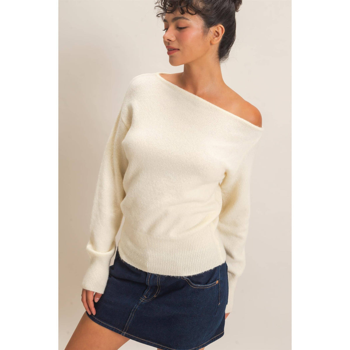 Off The Shoulder Sweater Top: TAUPE / S-M-L(2-2-2)