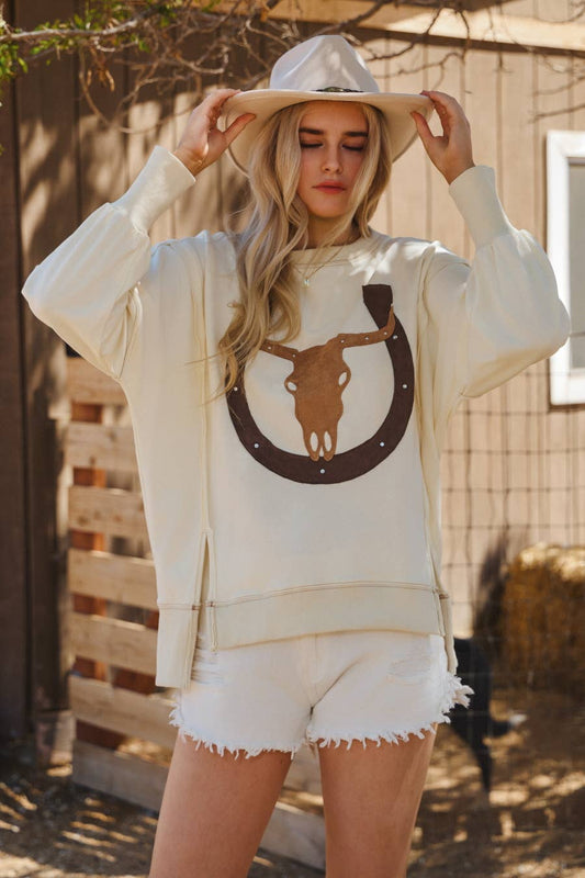 Skull Oversized Sweatshirt: Ivory