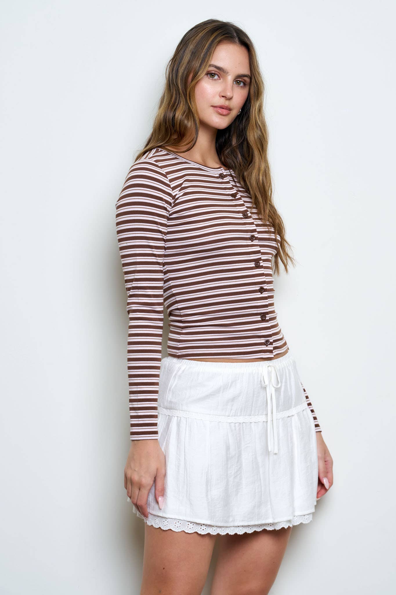 BUTTON DOWN CREW NECK STRIPED LONG SLEEVE KNIT TOP: BURGUNDY MULTI