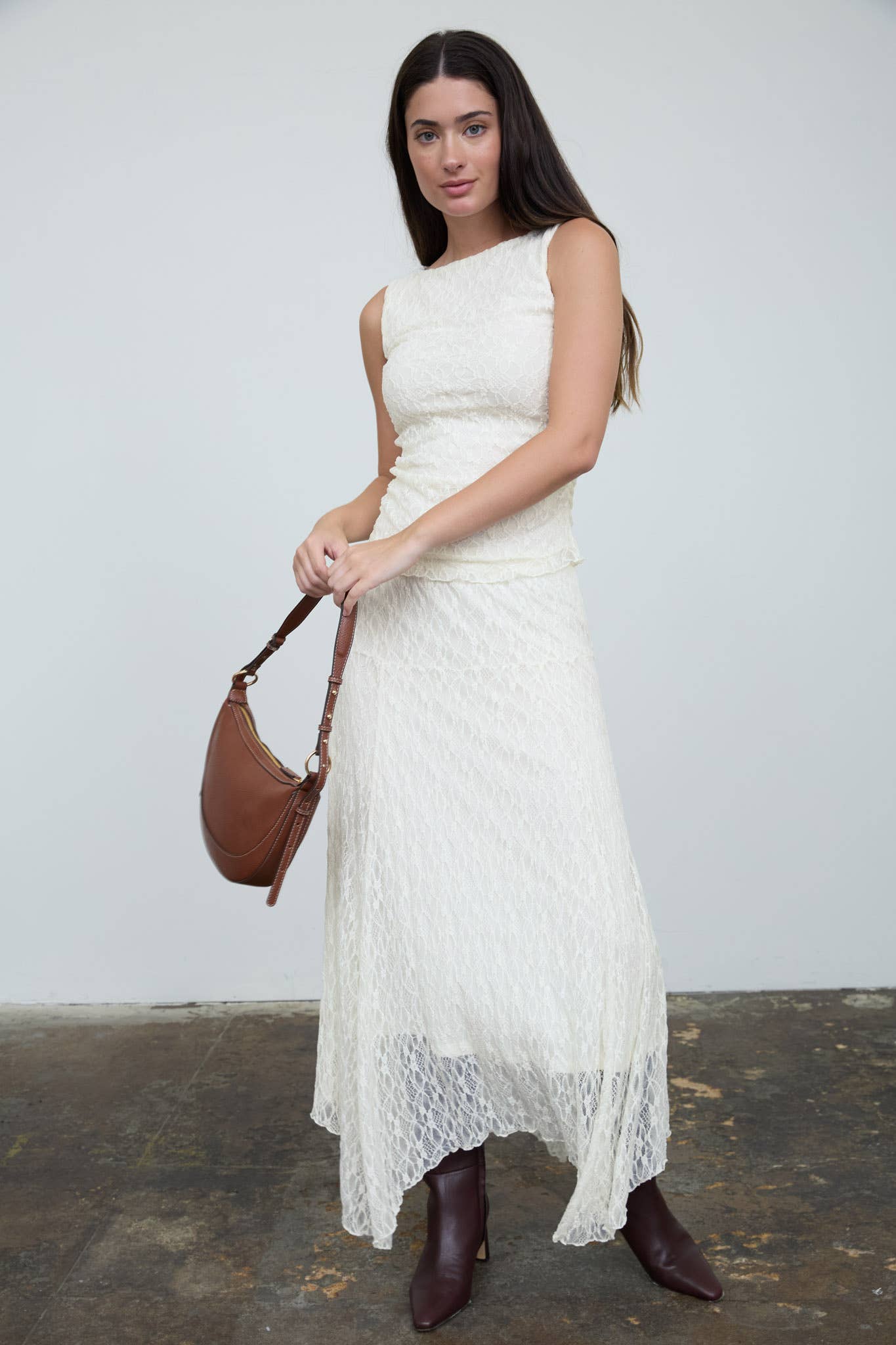 LACE HANDKERCHIEF MIDI SKIRT: CREAM