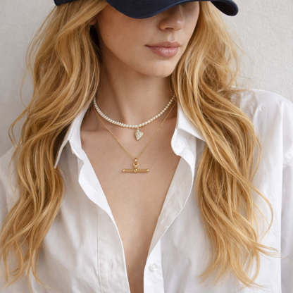 Golden T-Bar Chain Necklace – Sleek Minimal Statement