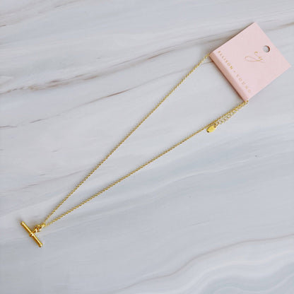 Golden T-Bar Chain Necklace – Sleek Minimal Statement