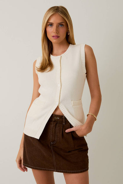 Alabaster Button Down Knit Vest: Cream