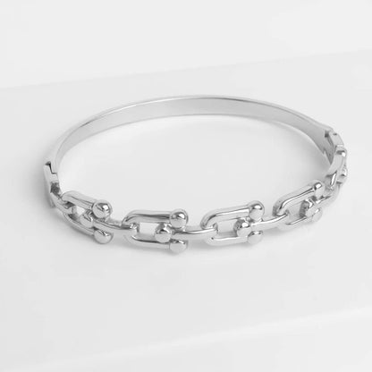 Lina Bangle Bracelet: Silver