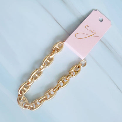 Equestrian Gemini Twist Link Bracelet – Horsebit-Inspired Gold Design