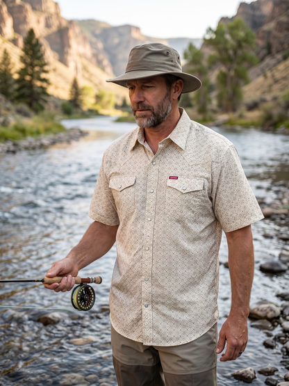 Current Short-Sleeve Fishing Shirt: Sand