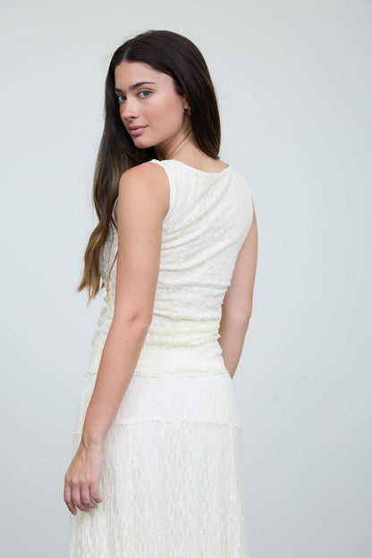 BOAT NECK LACE SLEEVELESS RUCHED SIDE KNIT TOP: CREAM