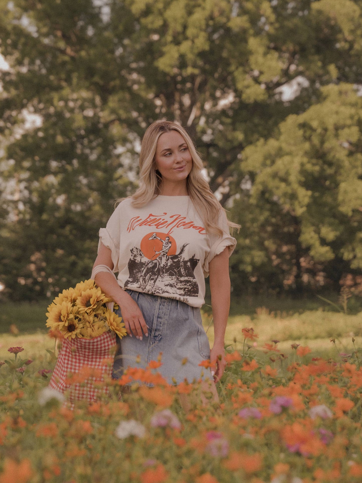 Willie Nelson Country Willie Off White Thrifted Graphic Tee